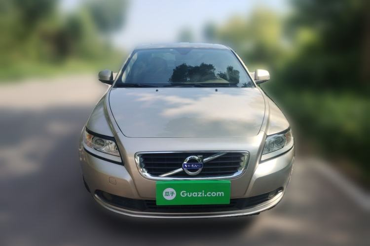 Used Volvo S40 2011 2.0L Automatic ZhiShang Edition Front