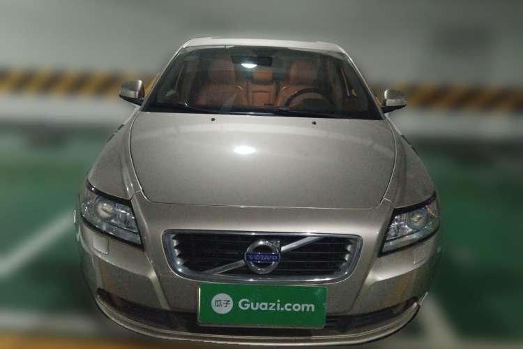Used Volvo S40 2011 2.0L Automatic Zhiya Edition Front