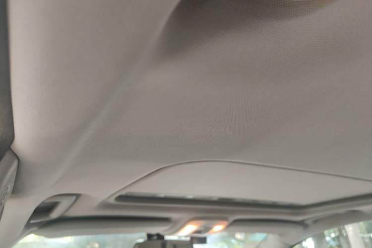 Used Volvo S40 2011 2.0L Automatic Zhiya Edition Headliner