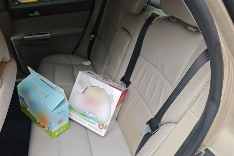 Used Volvo S40 2011 2.0L Automatic Zhiya Edition Left Rear Seat
