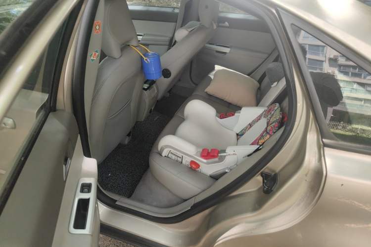 Used Volvo S40 2011 2.0L Automatic Zhiya Edition Left Rear Seat