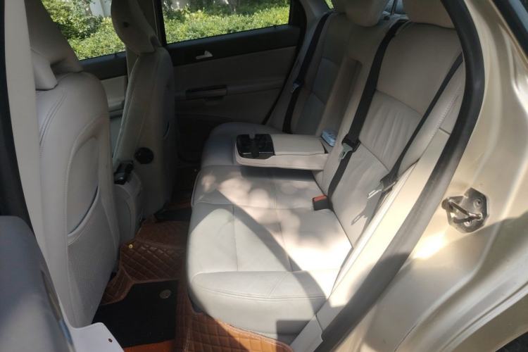 Used Volvo S40 2011 2.0L Automatic ZhiShang Edition Left Rear Seat