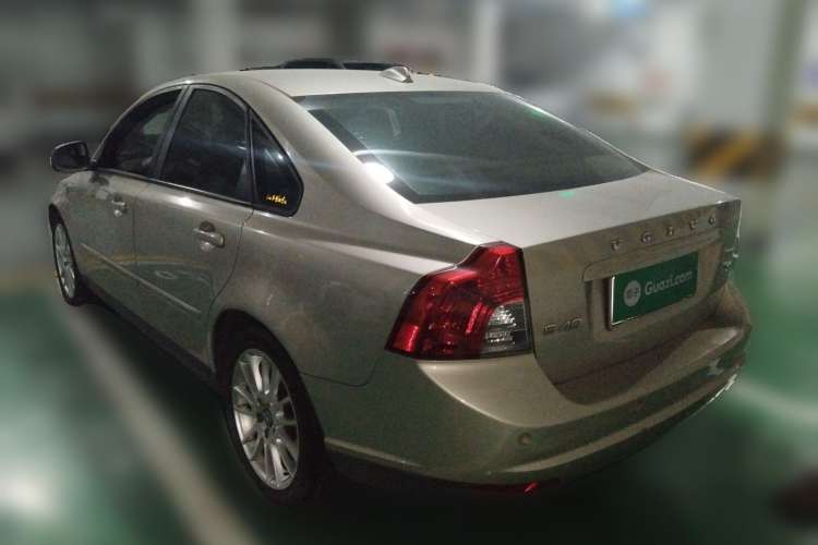 Used Volvo S40 2011 2.0L Automatic Zhiya Edition Rear Left 45 Deg