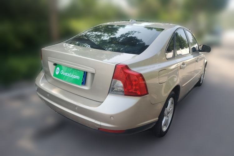 Used Volvo S40 2011 2.0L Automatic ZhiShang Edition Rear Right 45 Deg