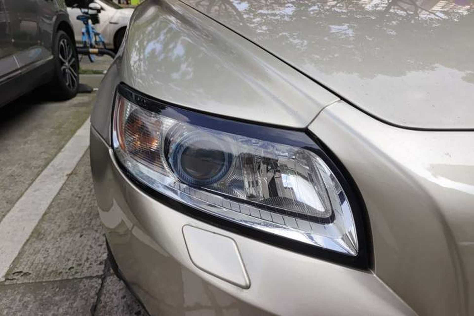 Used Volvo S40 2011 2.0L Automatic Zhiya Edition Right Front Headlight