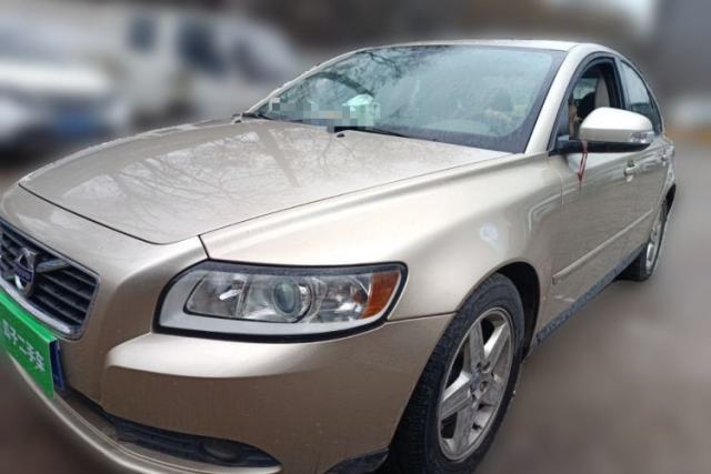 Used Volvo S40 2011 2.0L Automatic ZhiShang Edition