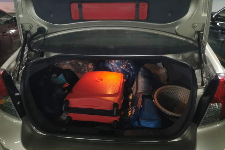 Used Volvo S40 2011 2.0L Automatic Zhiya Edition Trunk