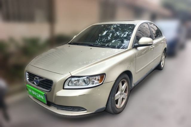Used Volvo S40 2011 2.0L Automatic ZhiShang Edition