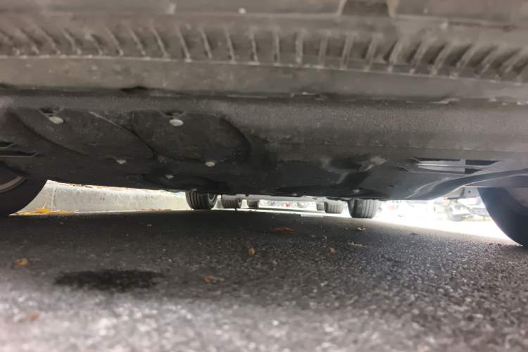 Used Volvo S40 2011 2.0L Automatic ZhiShang Edition Chassis Front