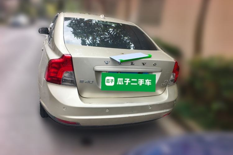 Used Volvo S40 2011 2.0L Automatic ZhiShang Edition Rear