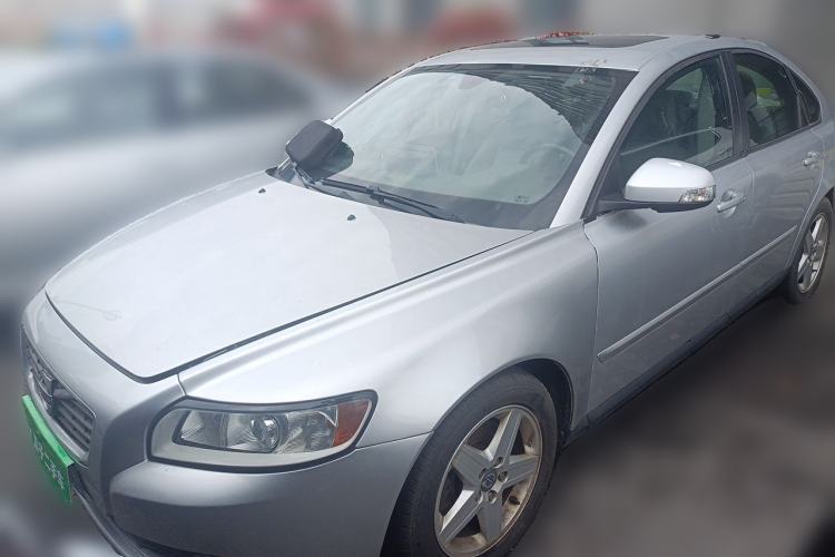 Used Volvo S40 2011 2.0L Automatic ZhiShang Edition Guazi used car, China used car export, Used car for sale, Used  cars, Cheapest cars for sale