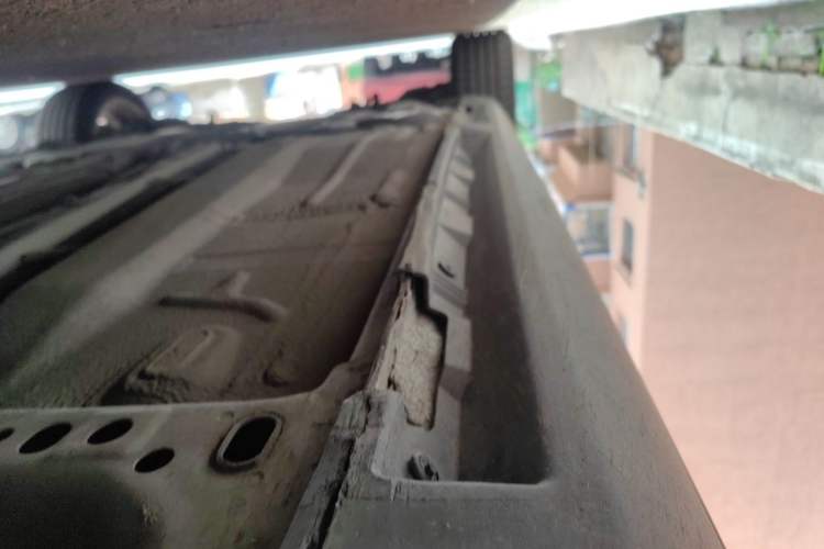 Used Volvo S40 2011 2.0L Automatic Zhiya Edition Chassis Front Right