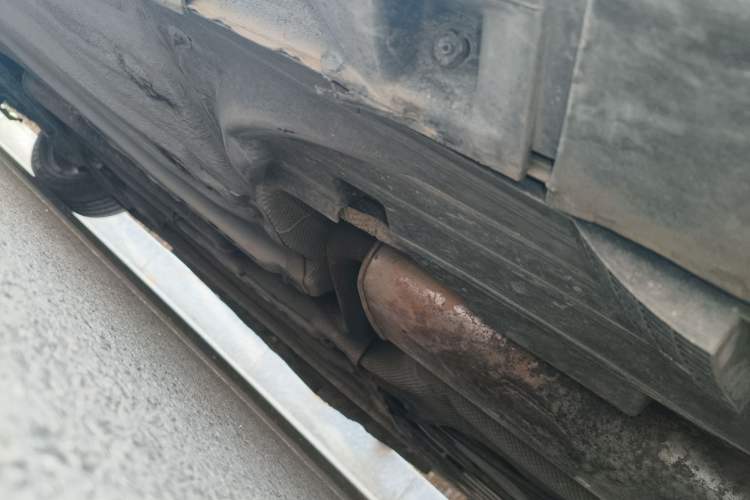 Used Volvo S40 2011 2.0L Automatic ZhiShang Edition Chassis Rear Left