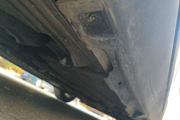Used Volvo S40 2011 2.0L Automatic ZhiShang Edition Chassis Rear Right