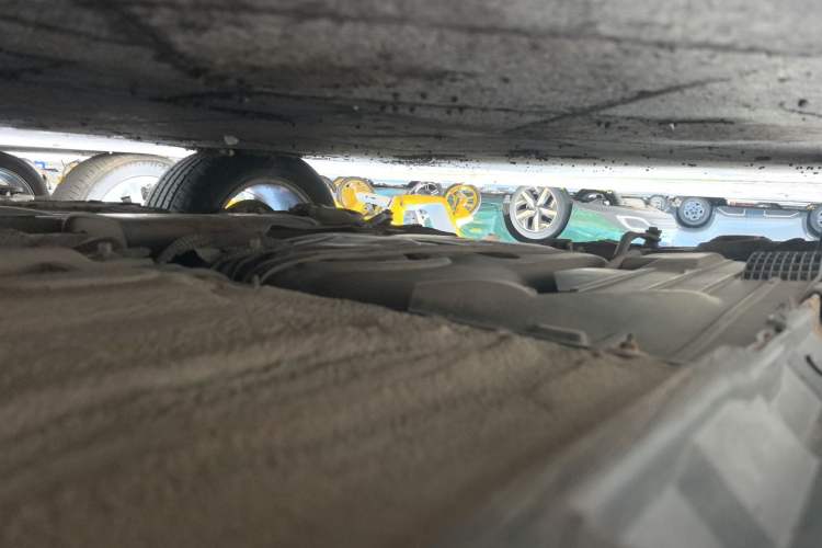Used Volvo S40 2011 2.0L Automatic ZhiShang Edition Chassis Rear Right