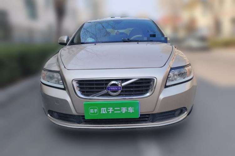 Used Volvo S40 2011 2.0L Automatic ZhiShang Edition Front