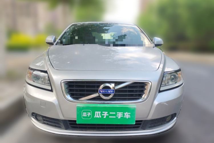 Used Volvo S40 2011 2.0L Automatic ZhiShang Edition Front
