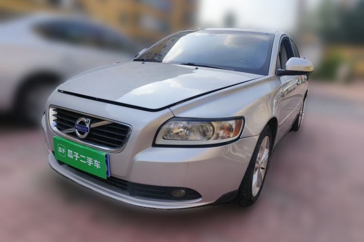 Used Volvo S40 2011 2.0L Automatic ZhiShang Edition Guazi used car, China used car export, Used car for sale, Used  cars, Cheapest cars for sale