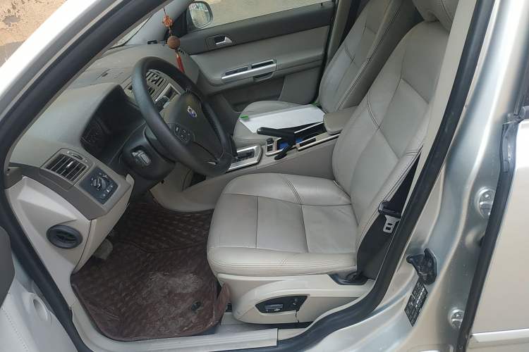 Used Volvo S40 2011 2.0L Automatic Zhiya Edition Left Front Seat