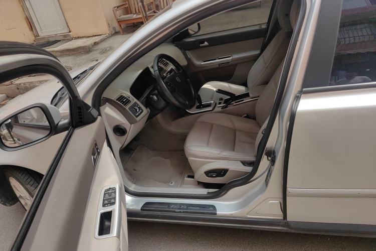 Used Volvo S40 2011 2.0L Automatic Zhiya Edition Left Front Seat