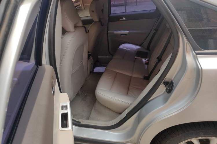 Used Volvo S40 2011 2.0L Automatic Zhiya Edition Left Rear Seat
