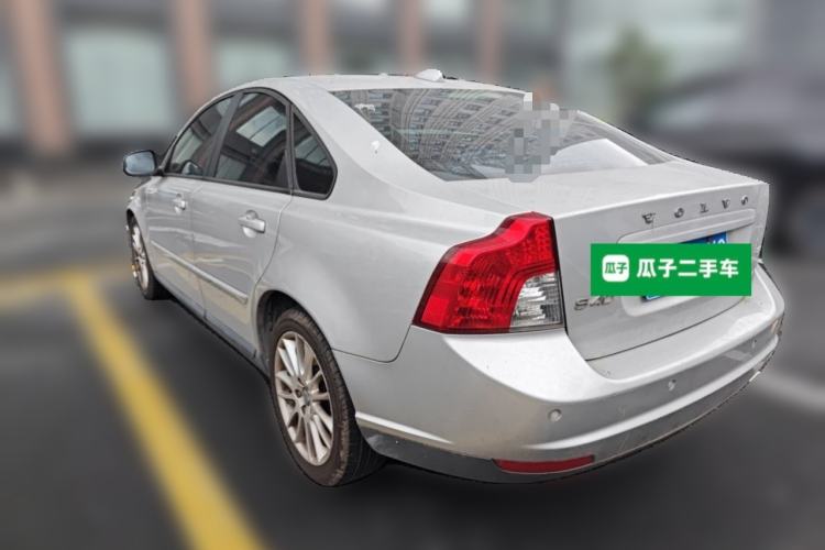 Used Volvo S40 2011 2.0L Automatic Zhiya Edition Rear Left 45 Deg