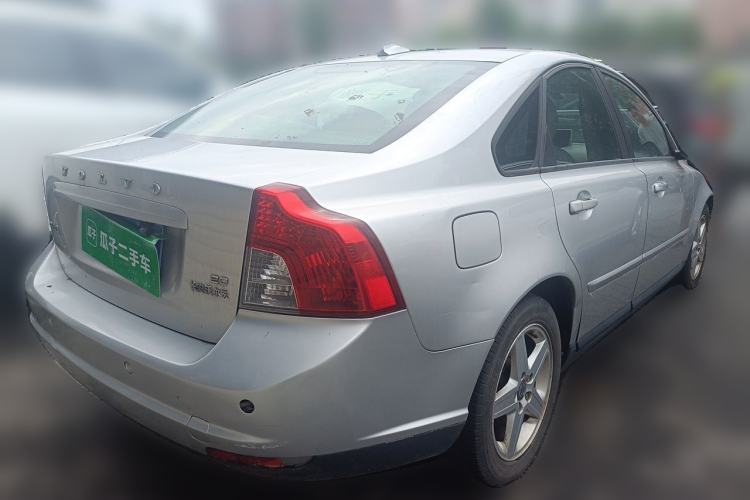 Used Volvo S40 2011 2.0L Automatic ZhiShang Edition Rear Right 45 Deg