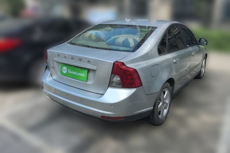 Used Volvo S40 2011 2.0L Automatic ZhiShang Edition Rear Right 45 Deg