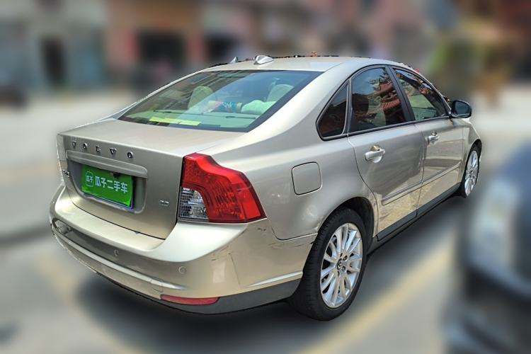 Used Volvo S40 2011 2.0L Automatic Zhiya Edition Rear Right 45 Deg