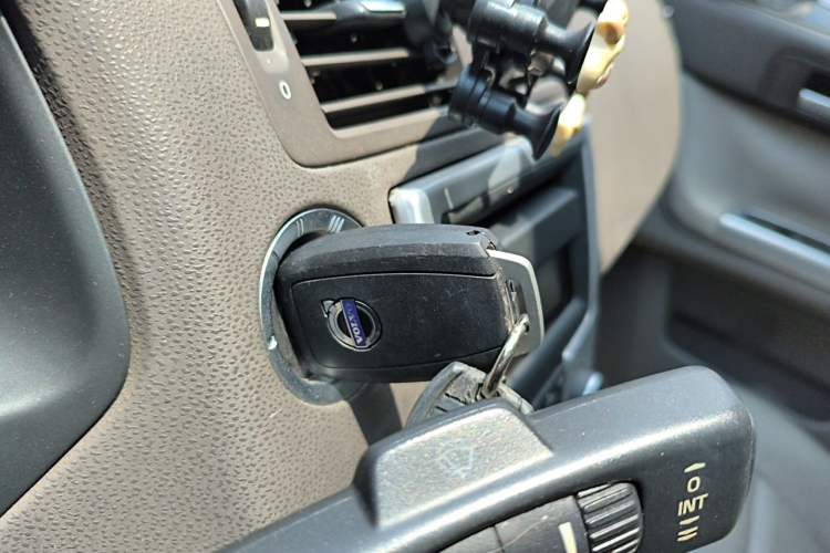 Used Volvo S40 2011 2.0L Automatic Zhiya Edition Vehicle Key
