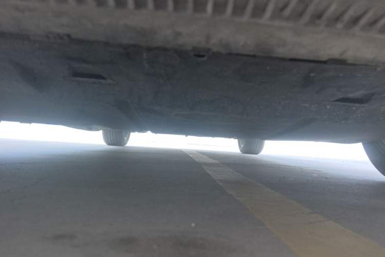 Used Volvo S40 2011 2.0L Automatic ZhiShang Edition Chassis Front
