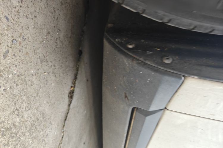 Used Volvo S40 2011 2.0L Automatic ZhiShang Edition Chassis Front Left