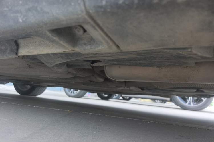 Used Volvo S40 2011 2.0L Automatic ZhiShang Edition Chassis Rear Left