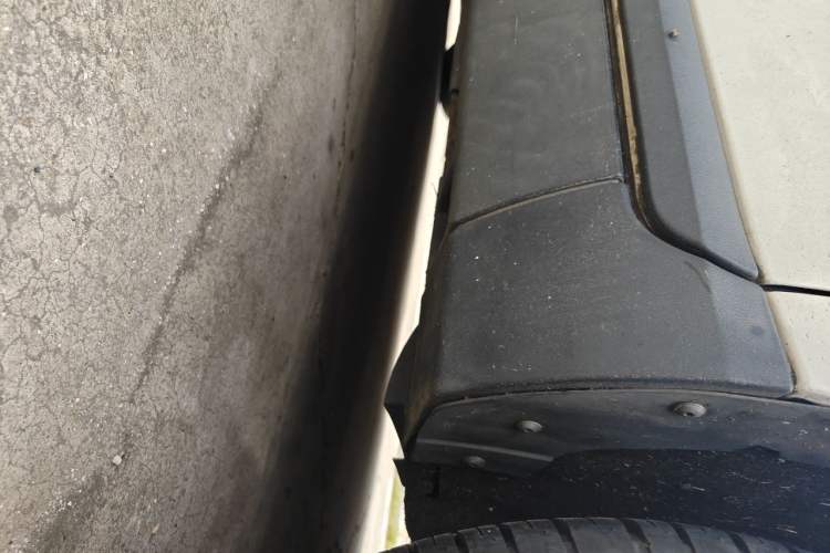 Used Volvo S40 2011 2.0L Automatic ZhiShang Edition Chassis Rear Left