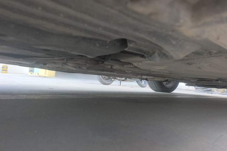 Used Volvo S40 2011 2.0L Automatic ZhiShang Edition Chassis Rear Right
