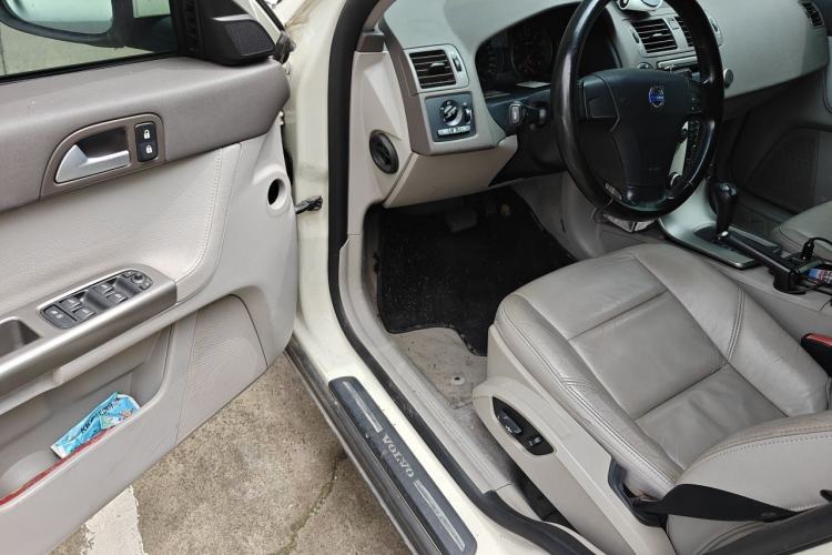 Used Volvo S40 2011 2.0L Automatic ZhiShang Edition Driver Seat