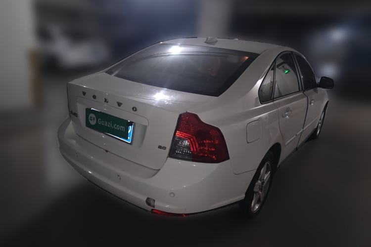 Used Volvo S40 2011 2.0L Automatic ZhiShang Edition Exterior 5