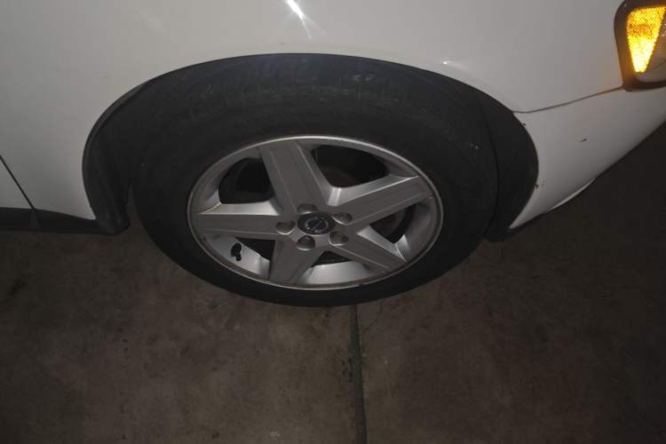 Used Volvo S40 2011 2.0L Automatic ZhiShang Edition Exterior 7