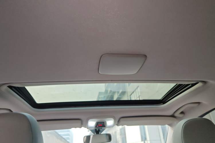 Used Volvo S40 2011 2.0L Automatic Zhiya Edition Headliner