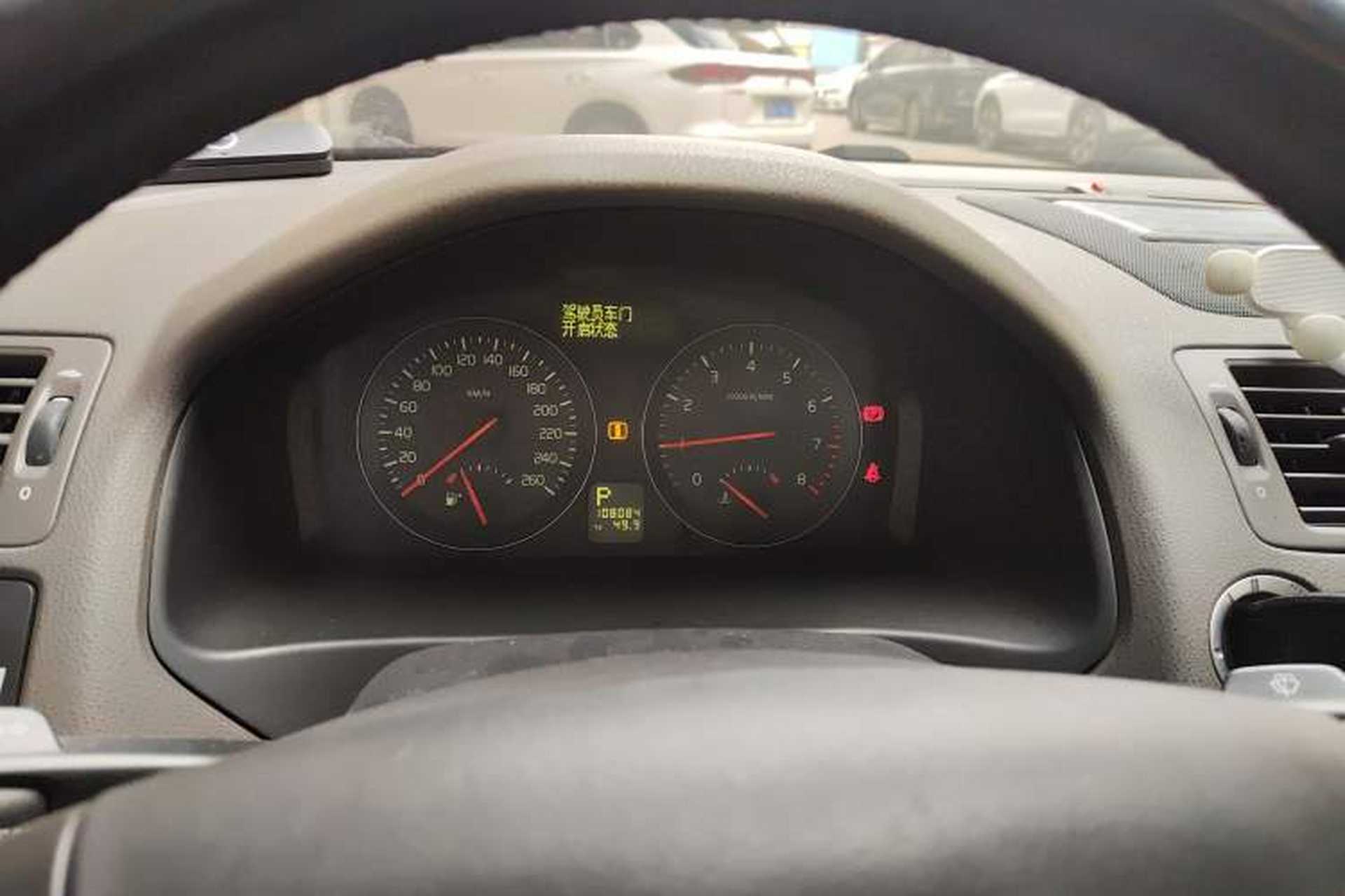 Used Volvo S40 2011 2.0L Automatic ZhiShang Edition Instrument Cluster