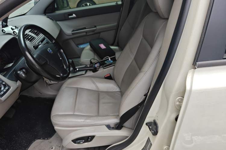 Used Volvo S40 2011 2.0L Automatic ZhiShang Edition Left Front Seat
