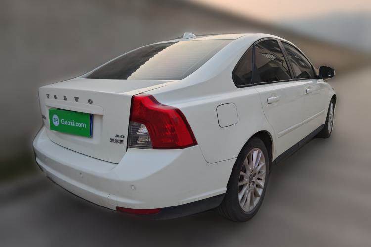 Used Volvo S40 2011 2.0L Automatic Zhiya Edition Rear Right 45 Deg
