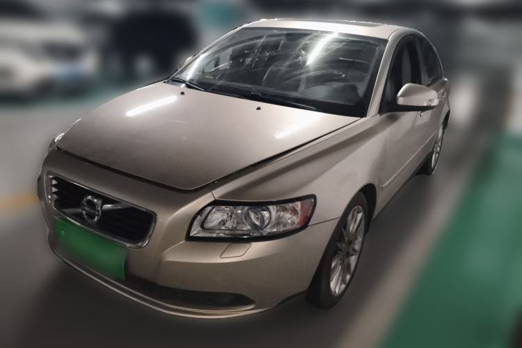 Used Volvo S40 2011 2.0L Automatic Zhiya Edition Guazi used car, China used car export, Used car for sale, Used  cars, Cheapest cars for sale