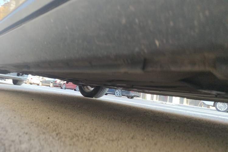 Used Volvo S40 2011 2.0L Automatic Zhiya Edition Chassis Front Right