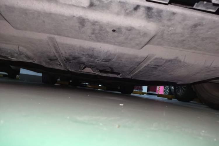 Used Volvo S40 2011 2.0L Automatic ZhiShang Edition Chassis Front