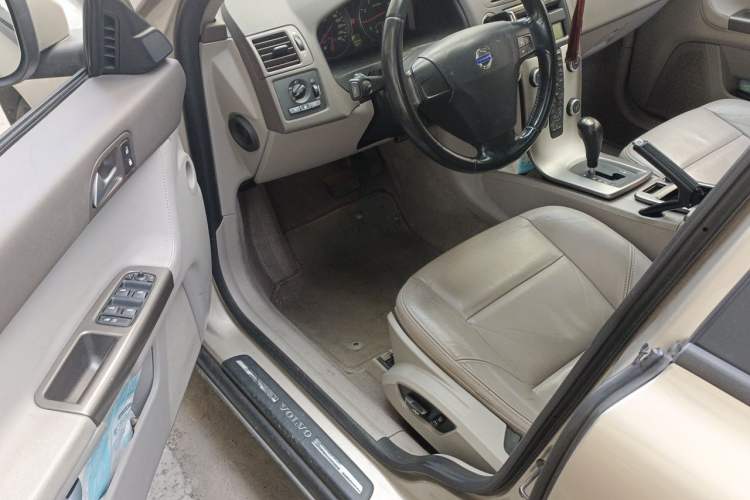 Used Volvo S40 2011 2.0L Automatic ZhiShang Edition Driver Seat