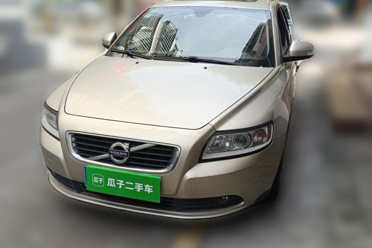 Used Volvo S40 2011 2.0L Automatic ZhiShang Edition Front