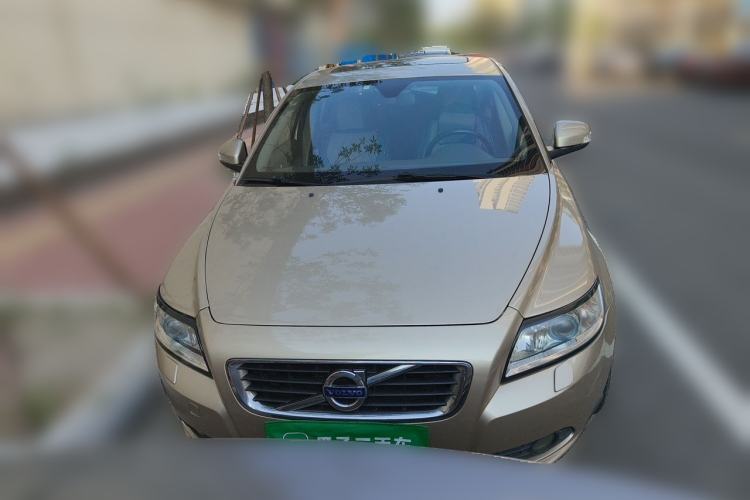 Used Volvo S40 2011 2.0L Automatic Zhiya Edition Front