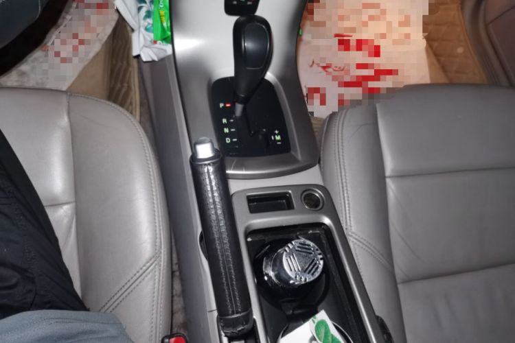 Used Volvo S40 2011 2.0L Automatic ZhiShang Edition Gear Lever