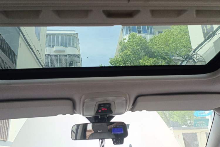 Used Volvo S40 2011 2.0L Automatic ZhiShang Edition Headliner